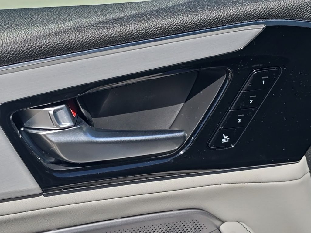 Thumbnail: 2026 Acura MDX - 13
