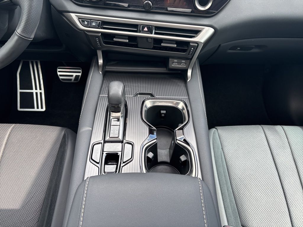 Thumbnail: 2024 Lexus RX - 26