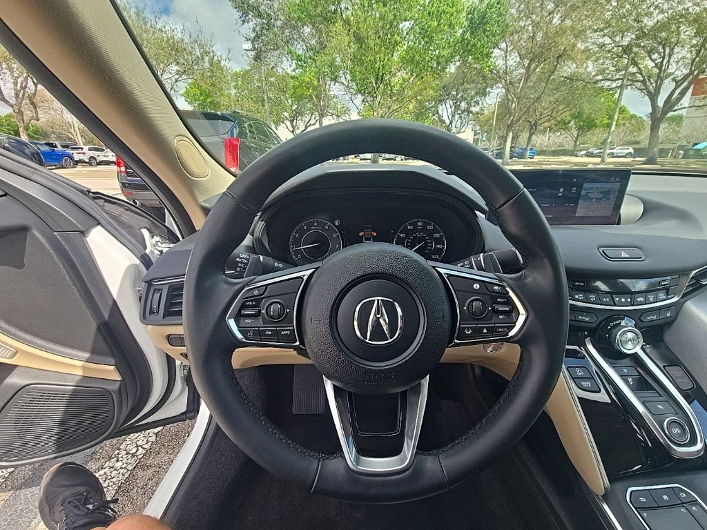 Thumbnail: 2022 Acura TLX - 16