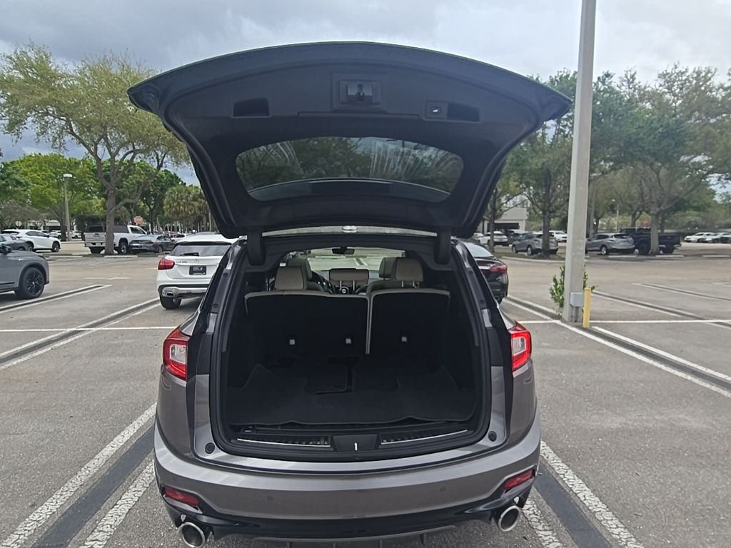 Thumbnail: 2025 Acura RDX - 34