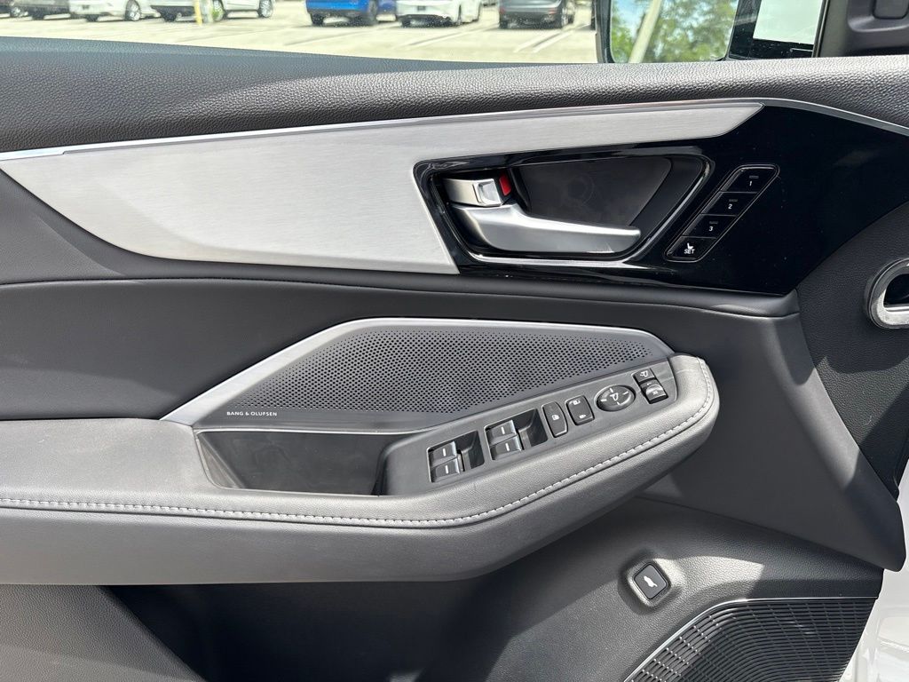 Thumbnail: 2026 Acura MDX - 15