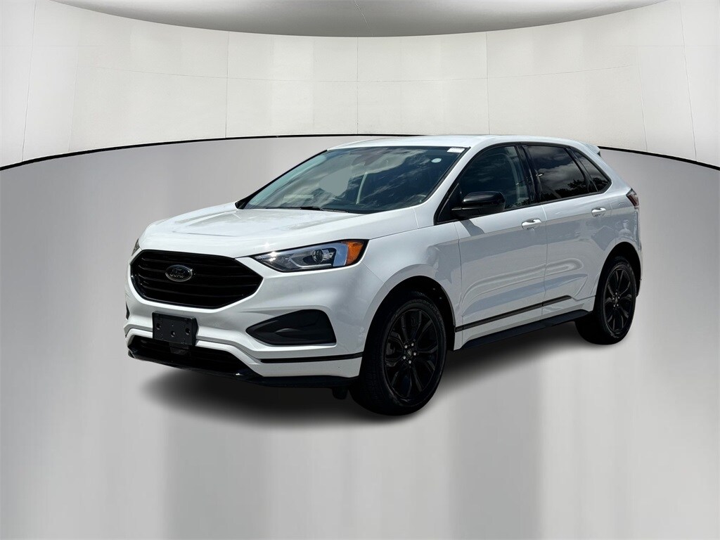 Thumbnail: 2022 Ford Edge - 4