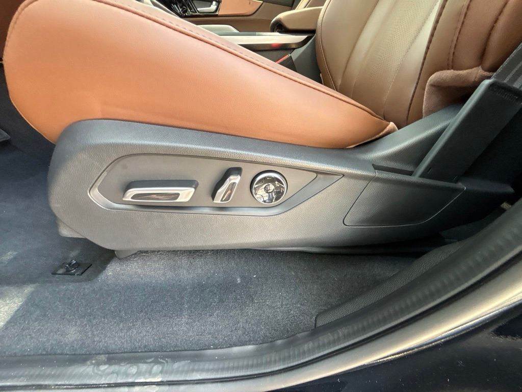 Thumbnail: 2026 Acura MDX - 16