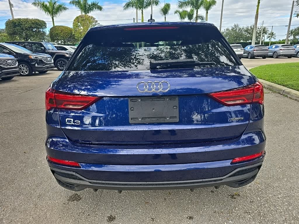 Thumbnail: 2024 Audi Q3 - 6