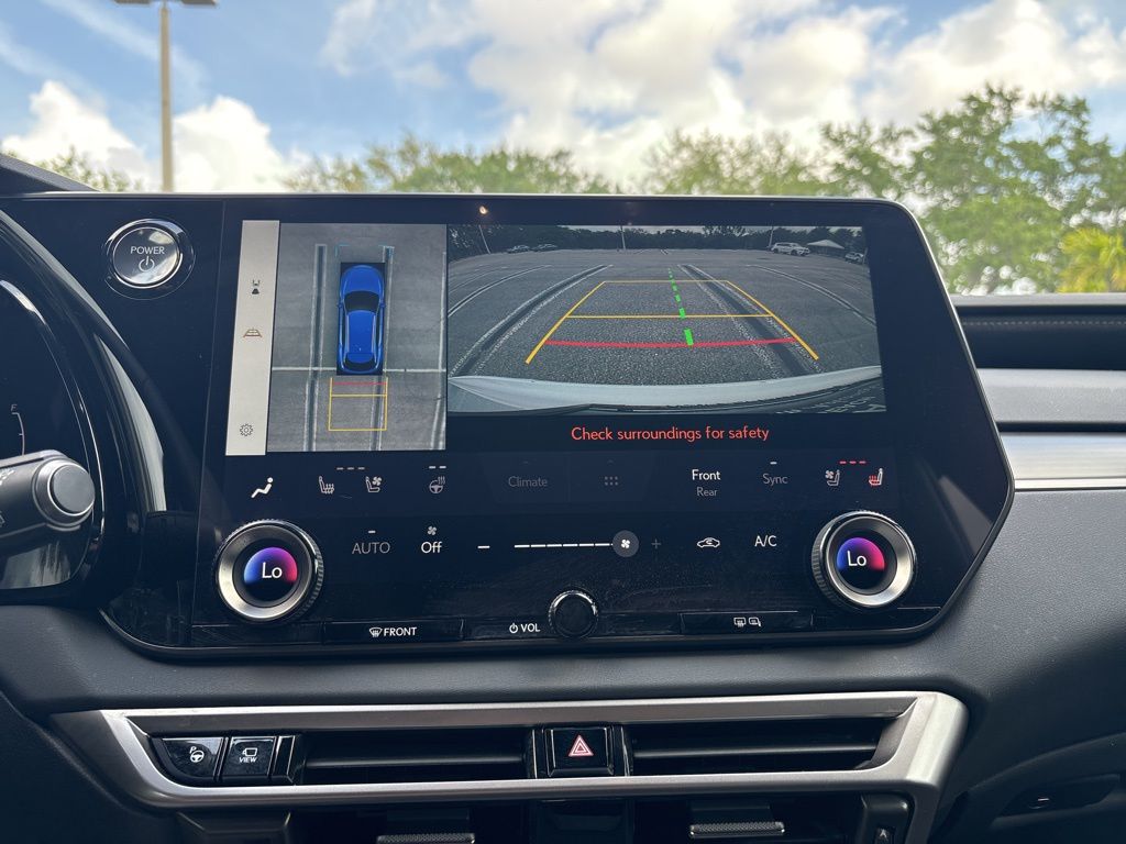 Thumbnail: 2024 Lexus RX - 32