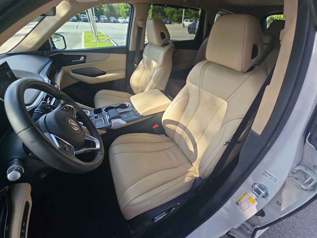 Thumbnail: 2023 Acura MDX - 21