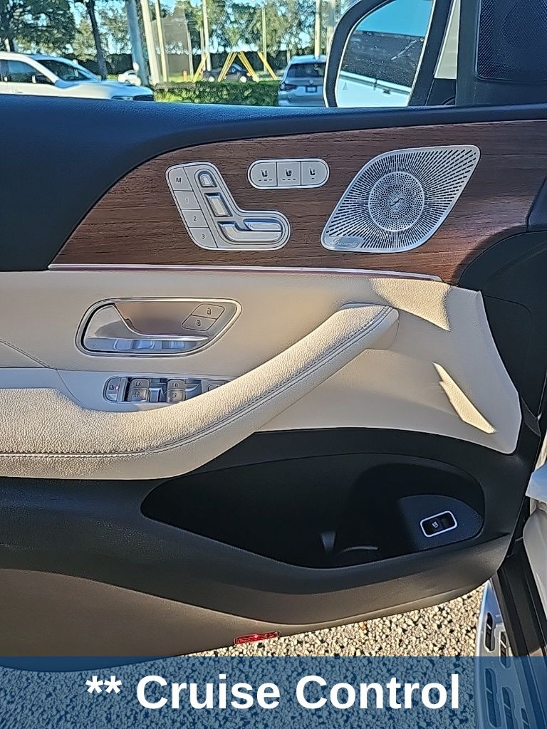 Thumbnail: 2024 Mercedes-Benz GLE - 11