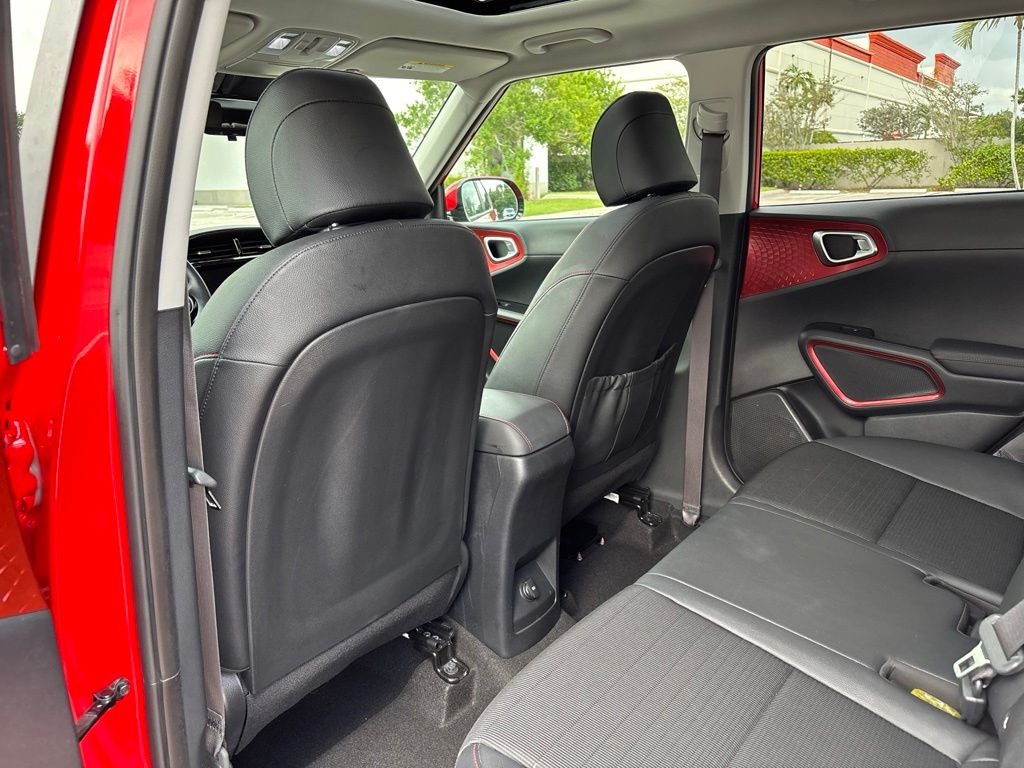 Thumbnail: 2021 Kia Soul - 22