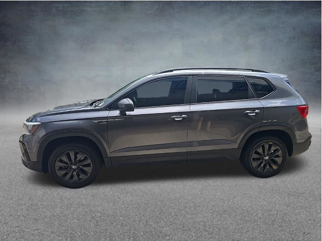 Thumbnail: 2022 Volkswagen Taos - 8