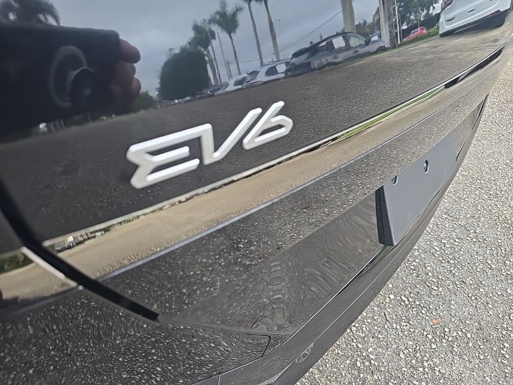 Thumbnail: 2024 Kia EV6 - 35