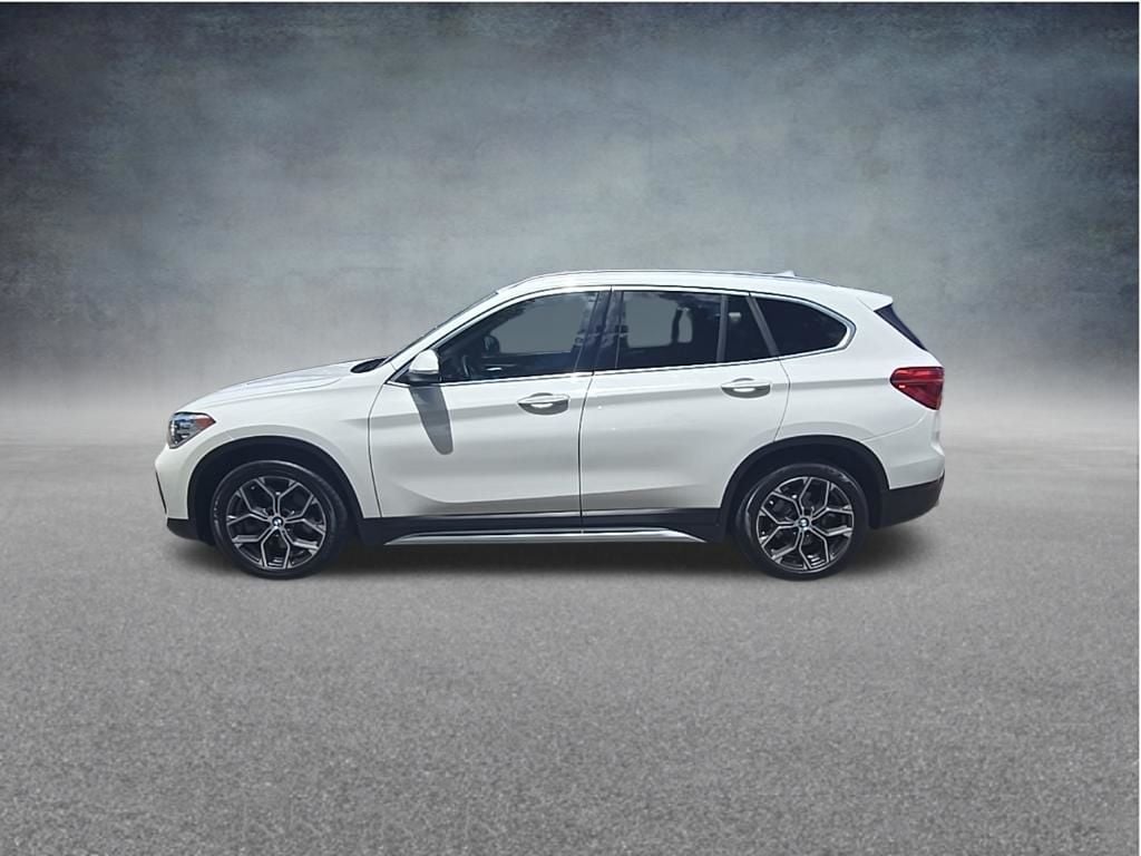 Thumbnail: 2021 BMW X1 - 8