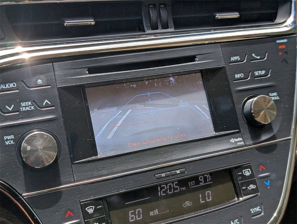 Thumbnail: 2014 Toyota Avalon - 20