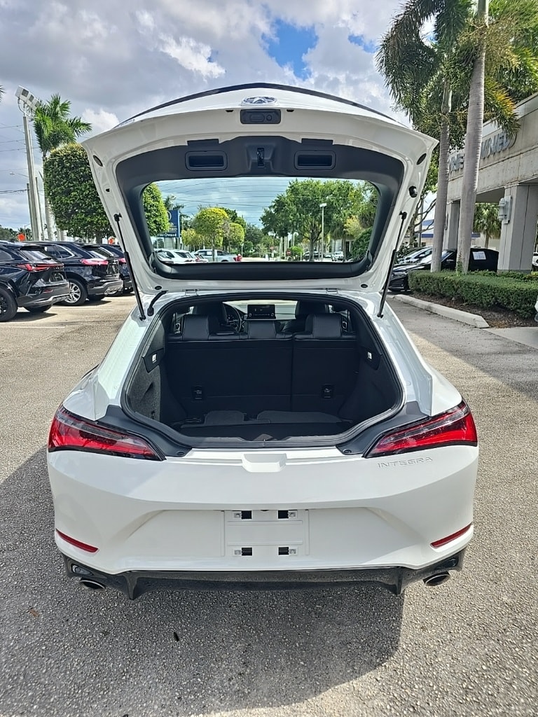 Thumbnail: 2023 Acura Integra - 8