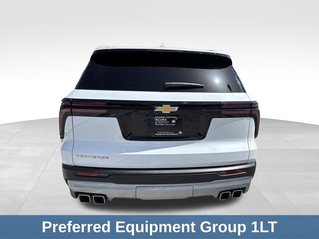 Thumbnail: 2025 Chevrolet Traverse - 4