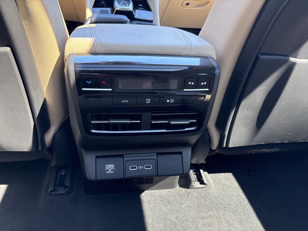 Thumbnail: 2023 Acura MDX - 31