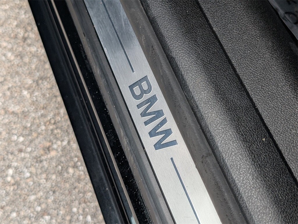 Thumbnail: 2024 BMW 3 Series - 30