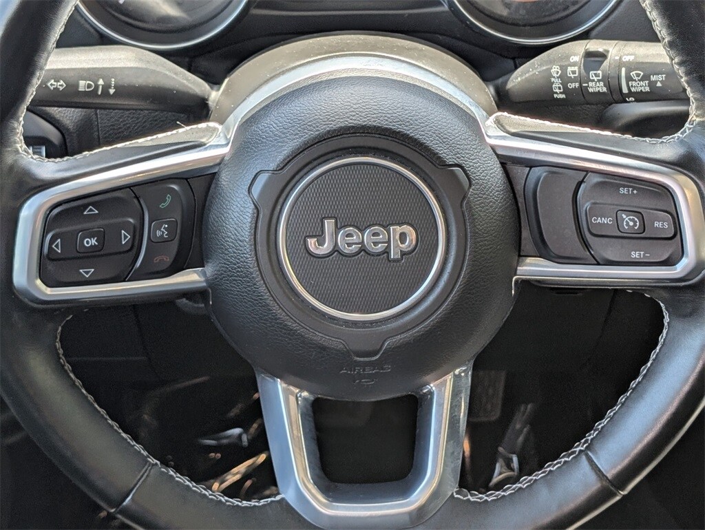 Thumbnail: 2022 Jeep Wrangler - 14