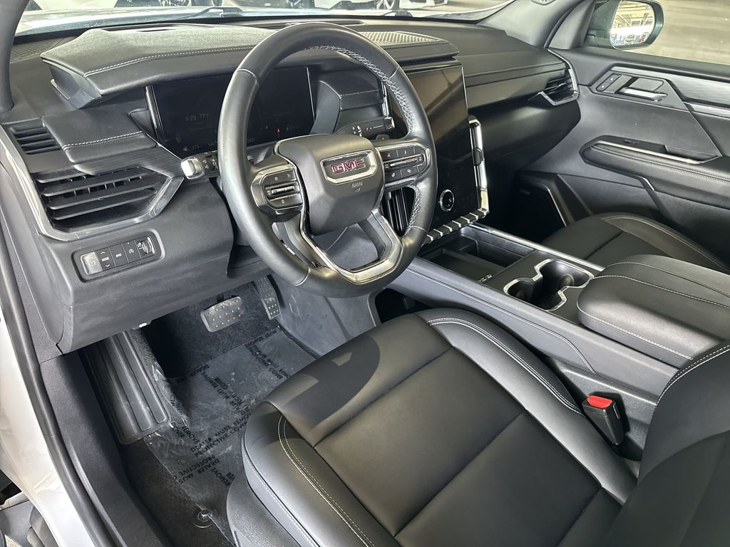 Thumbnail: 2024 GMC Acadia - 14