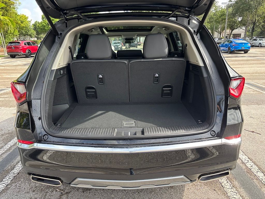 Thumbnail: 2026 Acura MDX - 27