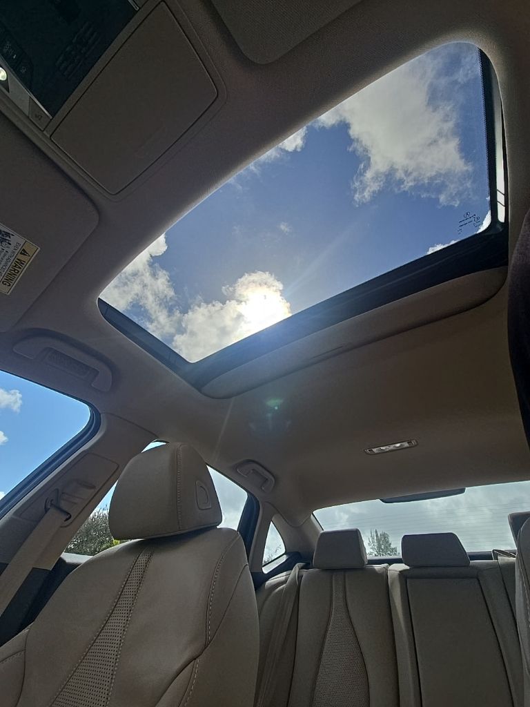 Thumbnail: 2022 Acura TLX - 24