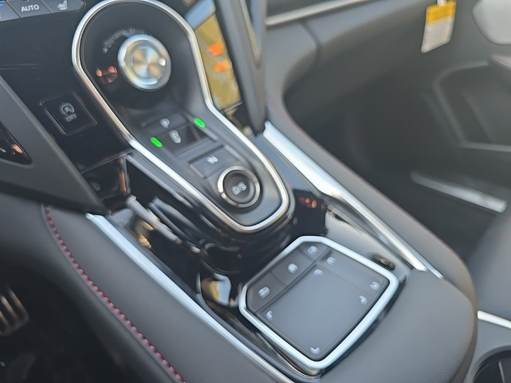 Thumbnail: 2026 Acura RDX - 18