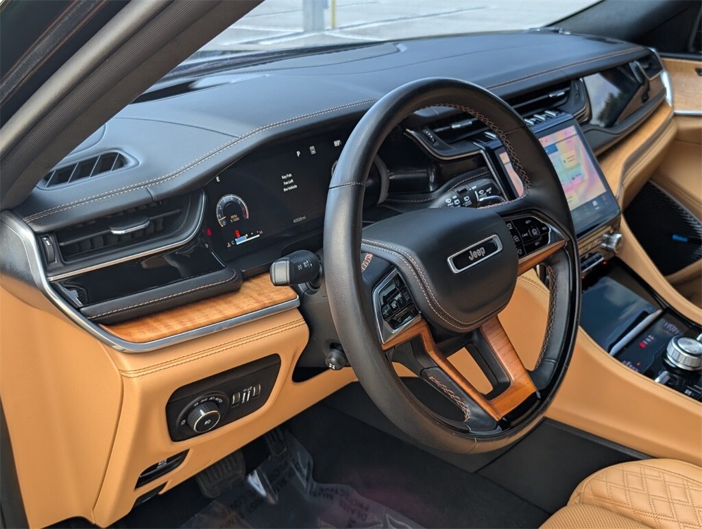 Thumbnail: 2022 Jeep Grand Cherokee - 15