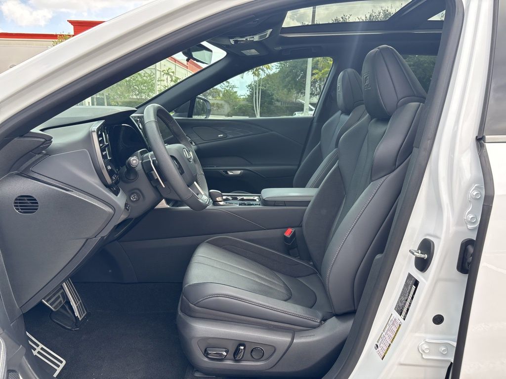 Thumbnail: 2024 Lexus RX - 12