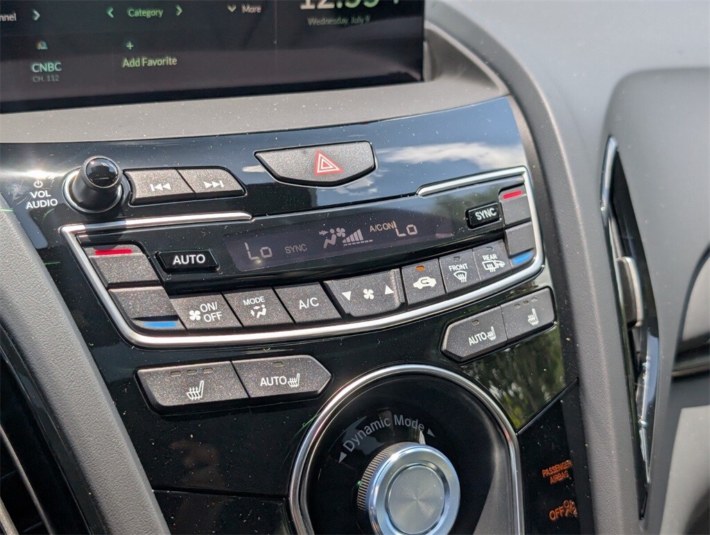 Thumbnail: 2025 Acura RDX - 24