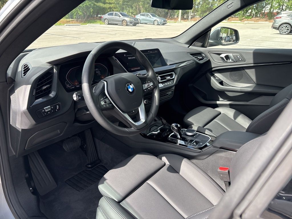 Thumbnail: 2024 BMW 2 Series - 15