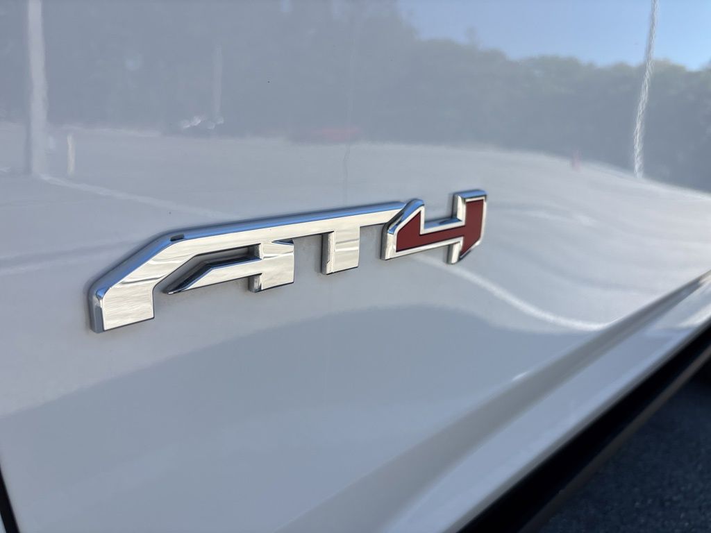 Thumbnail: 2024 GMC Yukon - 11
