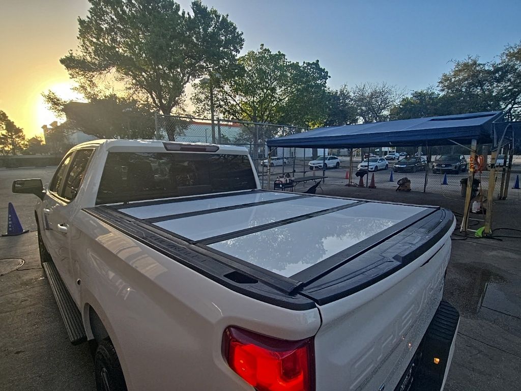 Thumbnail: 2022 Chevrolet Silverado 1500 - 10