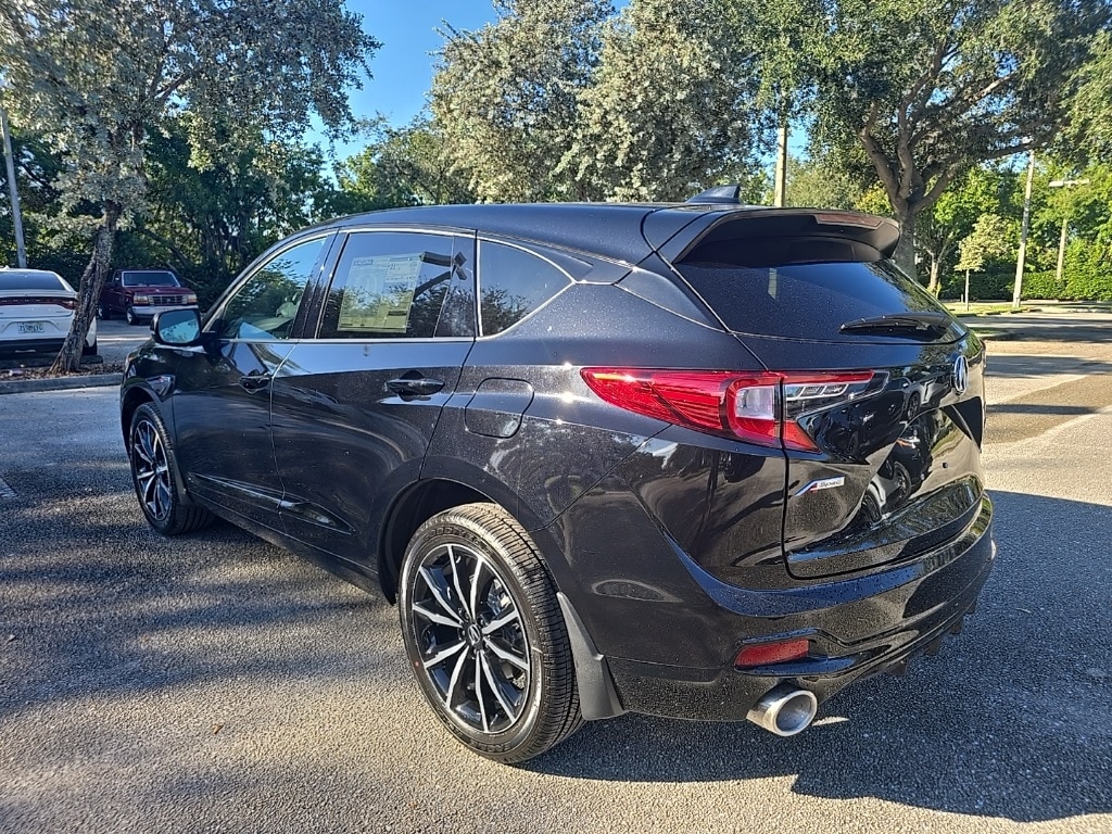 Thumbnail: 2026 Acura RDX - 7