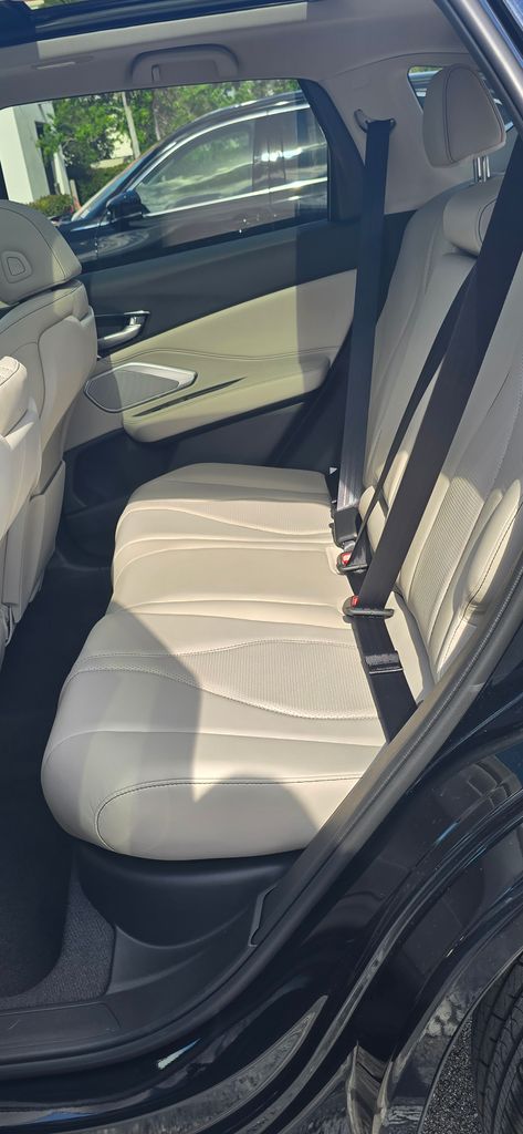 Thumbnail: 2026 Acura RDX - 36