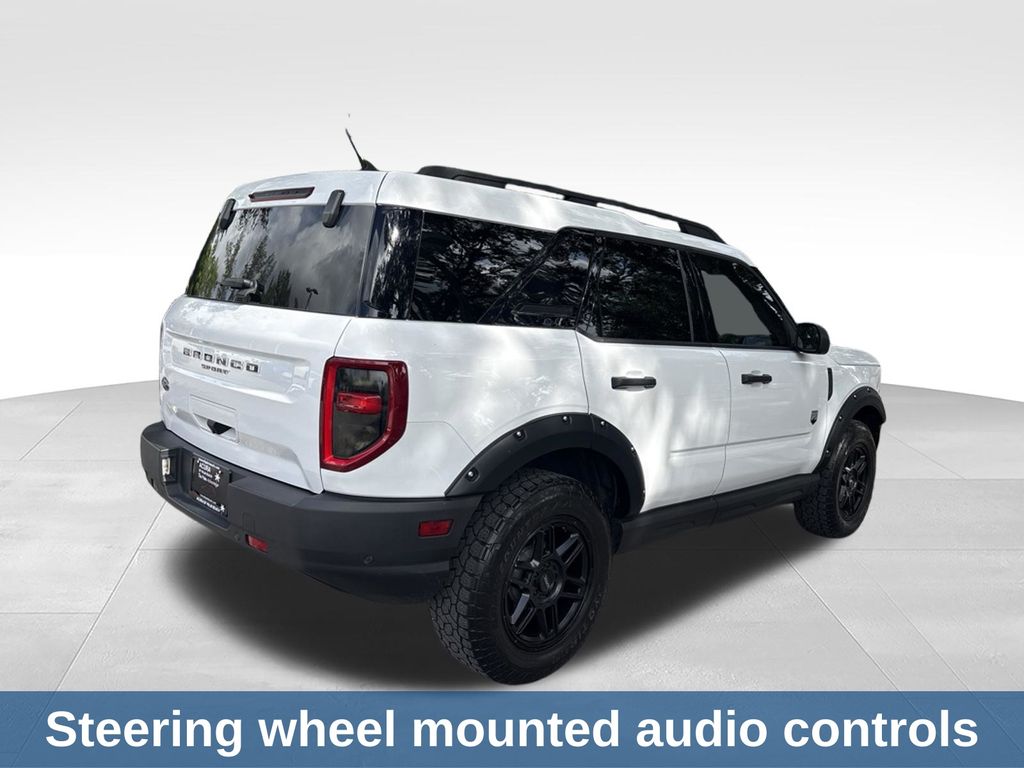 Thumbnail: 2022 Ford Bronco Sport - 5