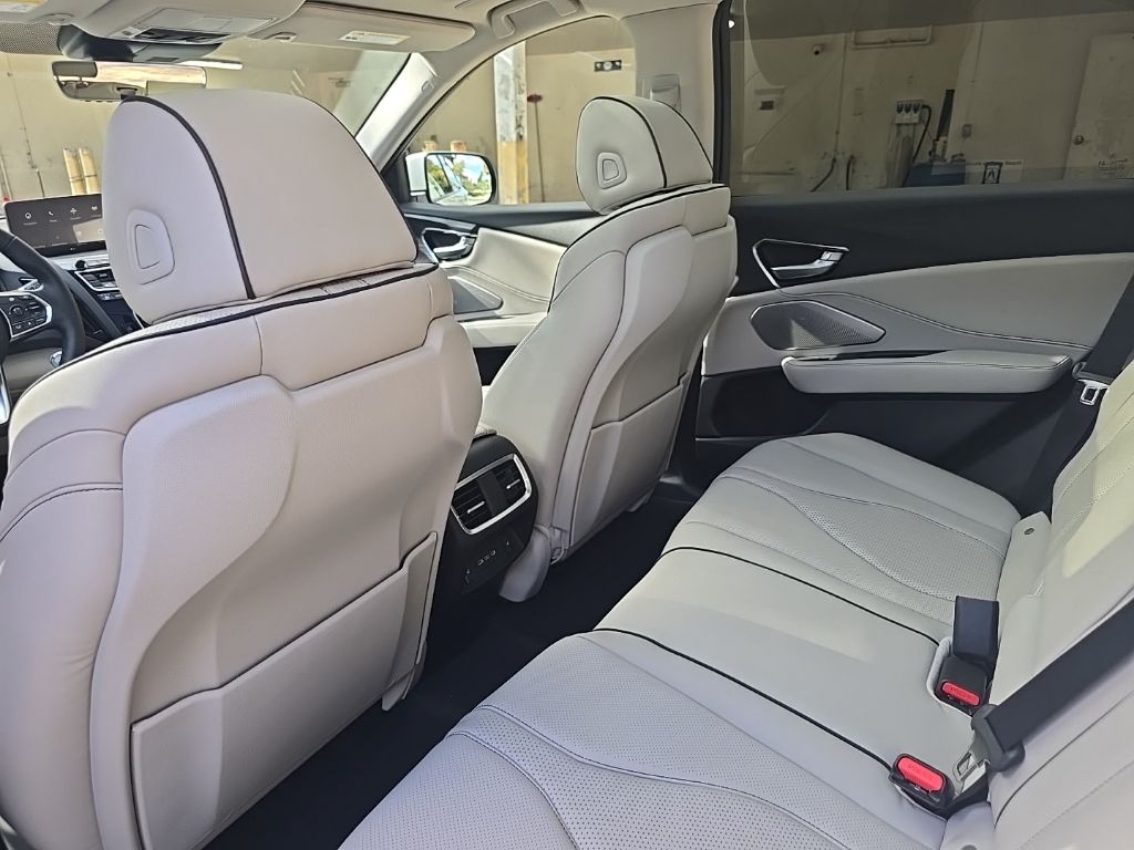 Thumbnail: 2026 Acura RDX - 28