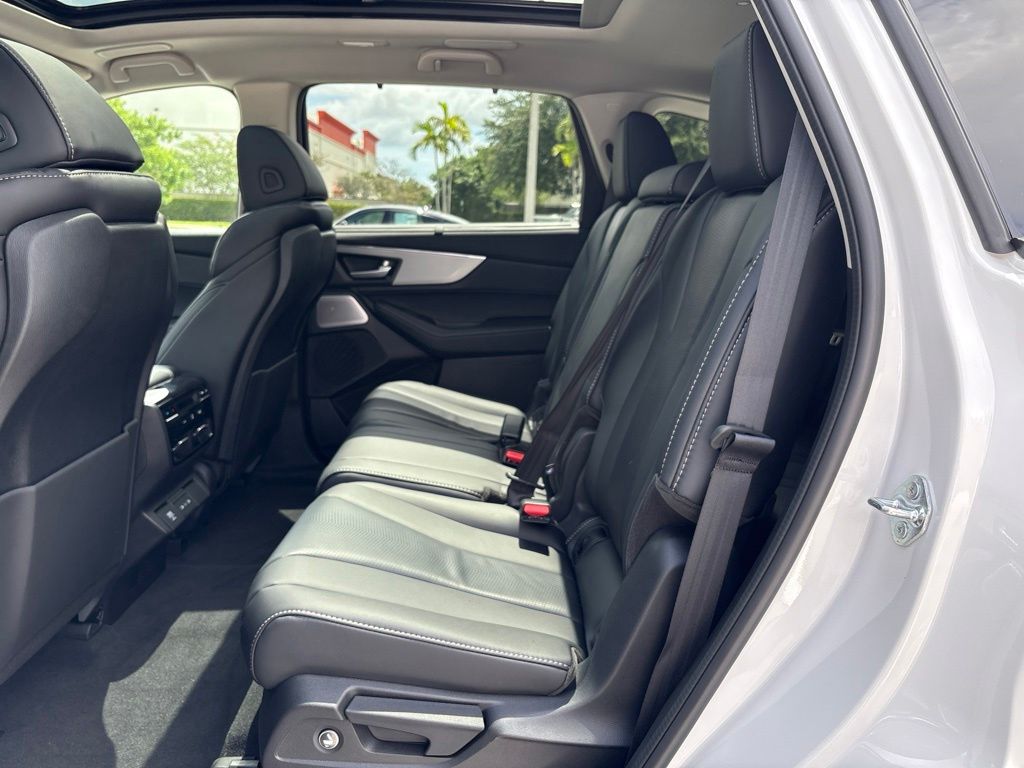 Thumbnail: 2026 Acura MDX - 18