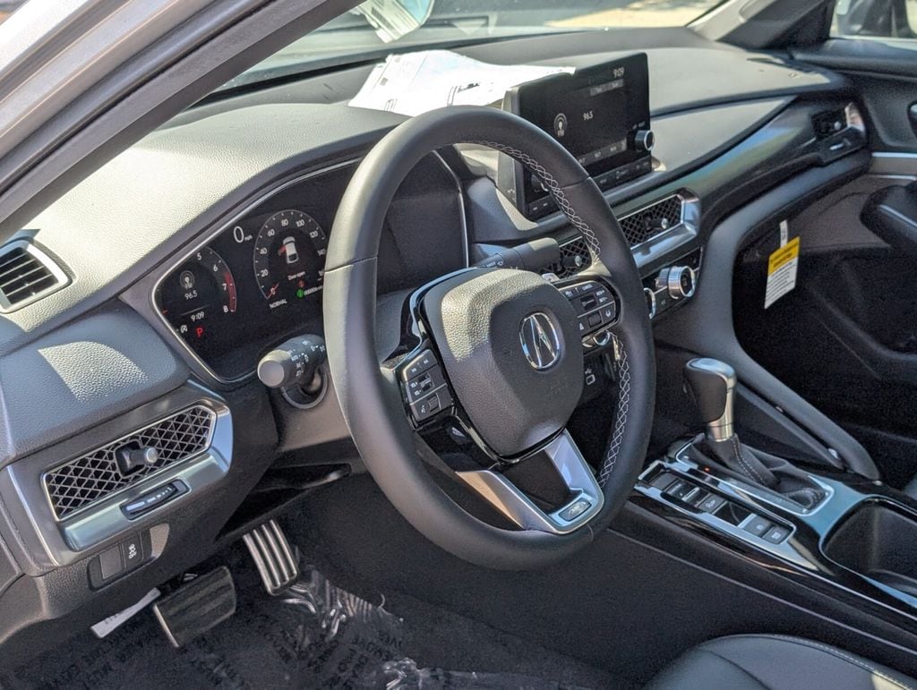 Thumbnail: 2025 Acura Integra - 10