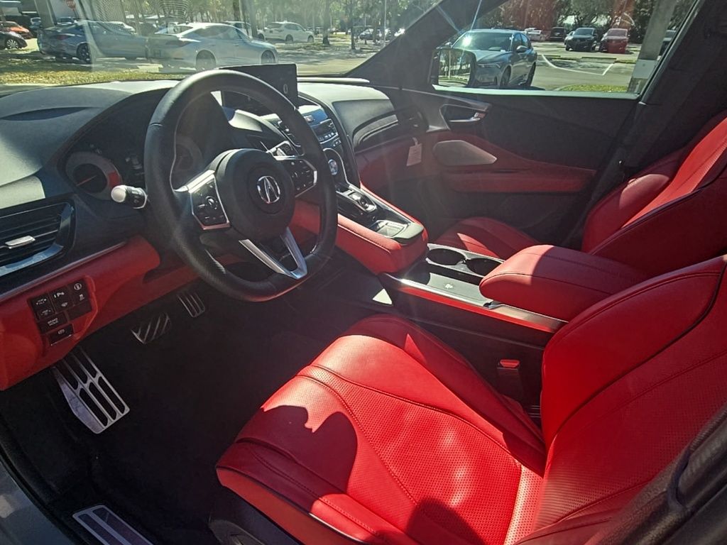 Thumbnail: 2025 Acura RDX - 11