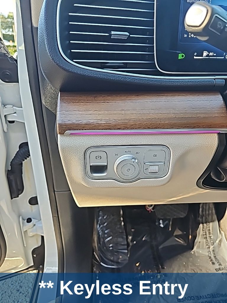 Thumbnail: 2024 Mercedes-Benz GLE - 13