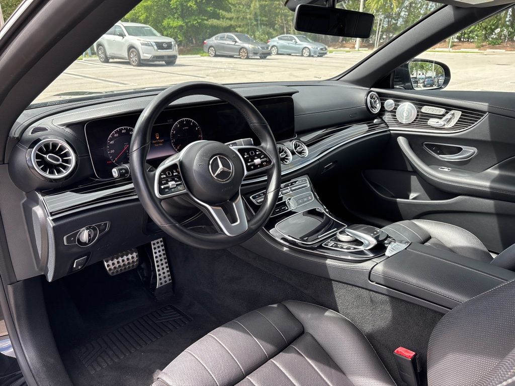 Thumbnail: 2020 Mercedes-Benz E-Class - 13