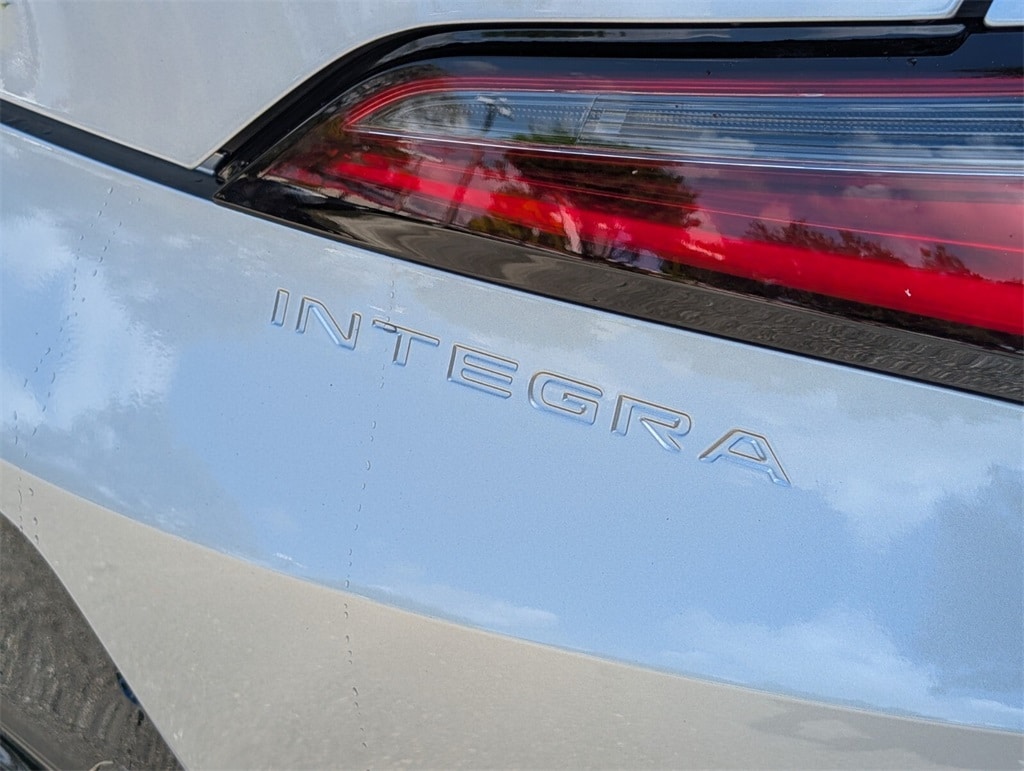 Thumbnail: 2025 Acura Integra - 8