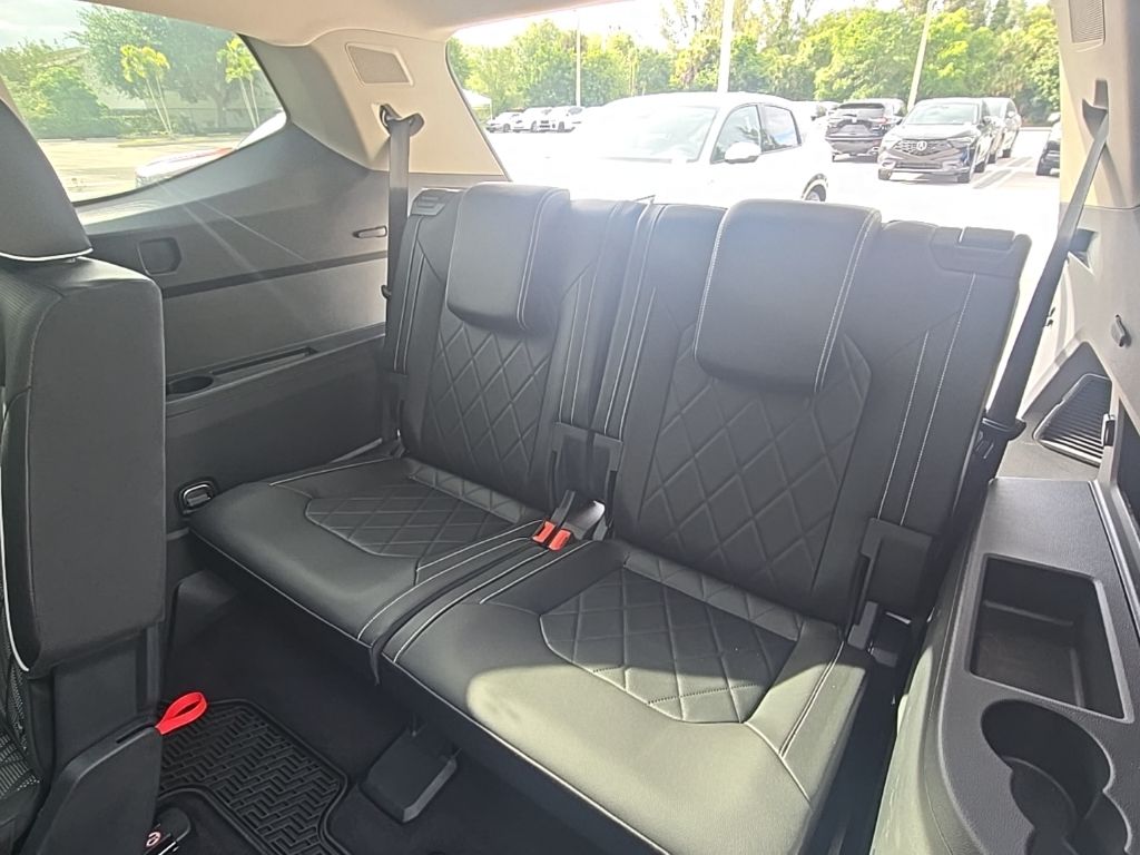 Thumbnail: 2024 Volkswagen Atlas - 32