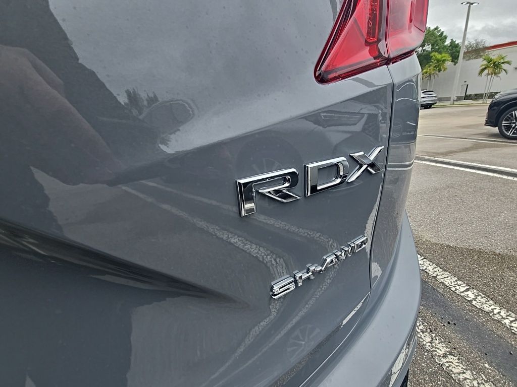 Thumbnail: 2026 Acura RDX - 10