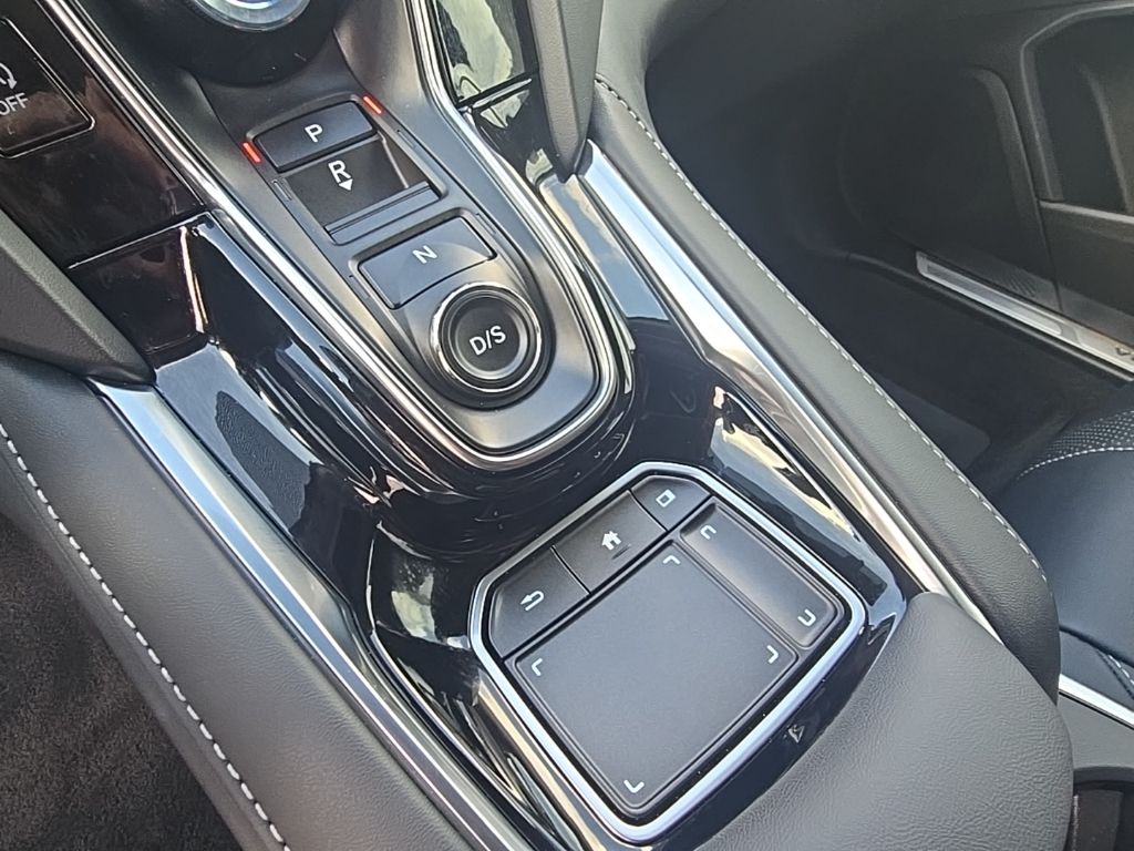 Thumbnail: 2025 Acura RDX - 24