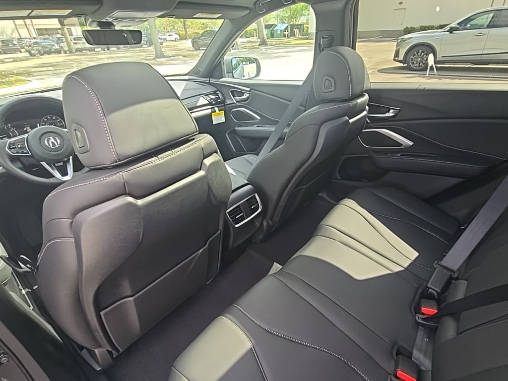 Thumbnail: 2026 Acura RDX - 24