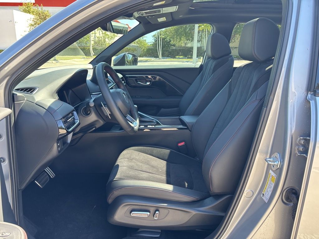 Thumbnail: 2025 Acura ADX - 12