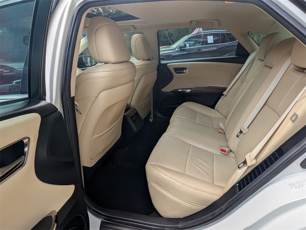 Thumbnail: 2014 Toyota Avalon - 16