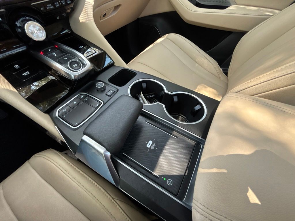 Thumbnail: 2024 Acura MDX - 36