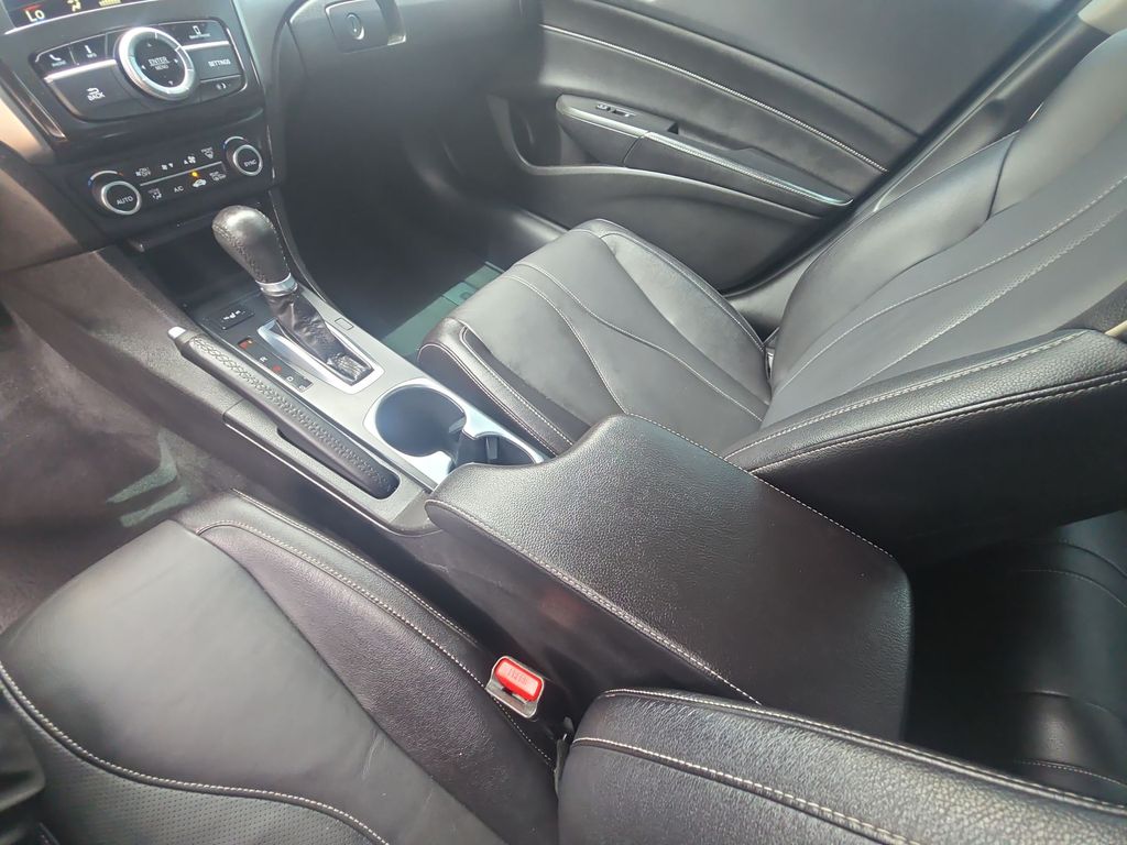 Thumbnail: 2019 Acura ILX - 30