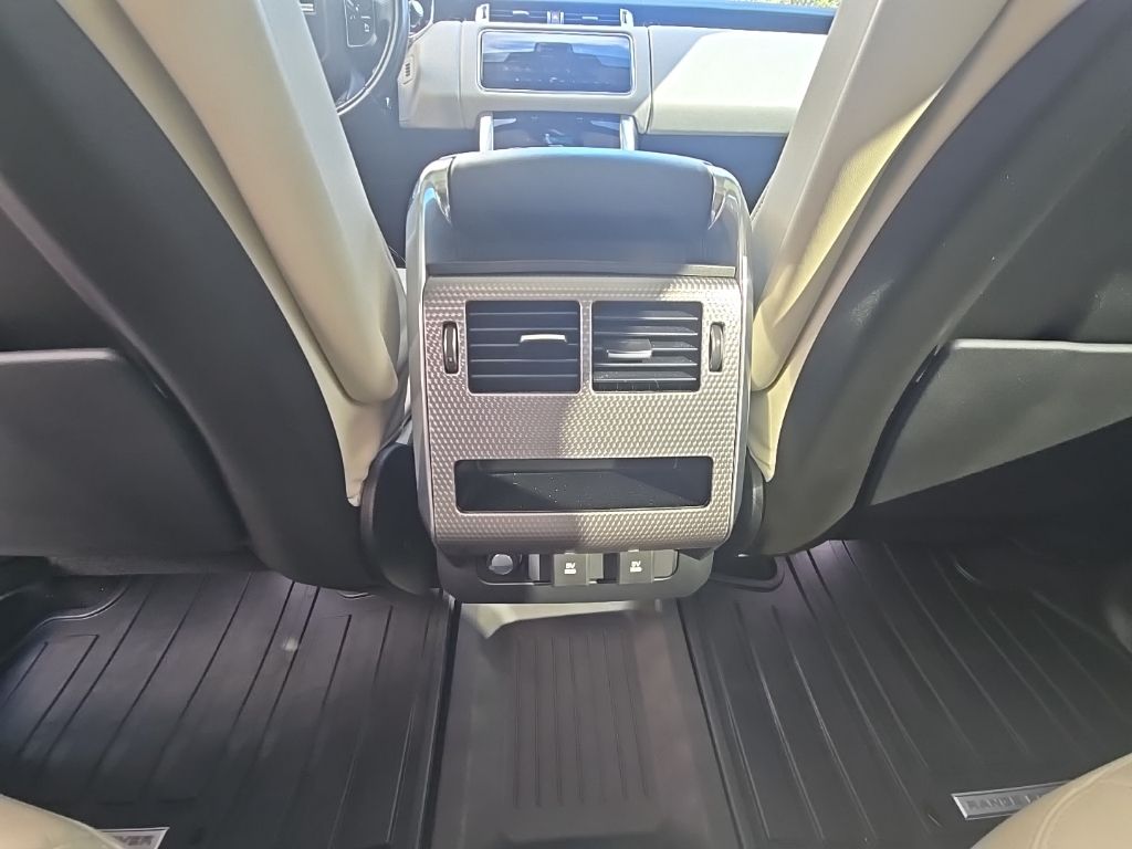 Thumbnail: 2018 Land Rover Range Rover Sport - 37